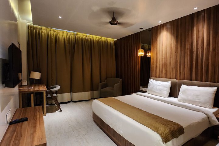 Room 13 of 68