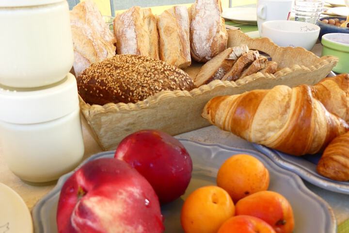 Breakfast/Coffee Service 16 of 26