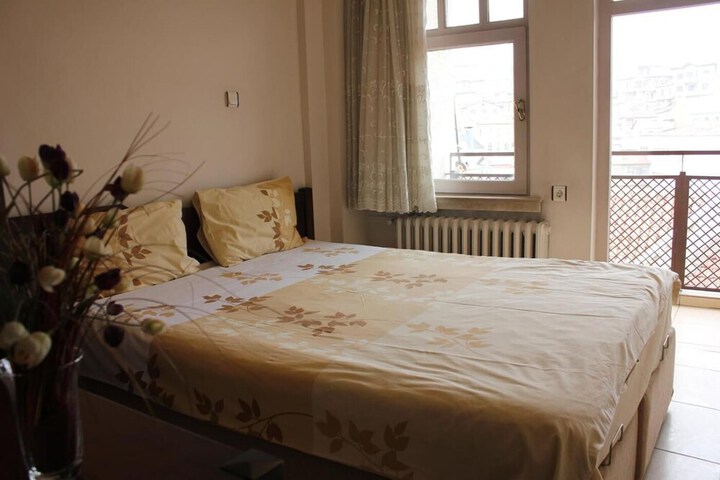 Room 24 of 61