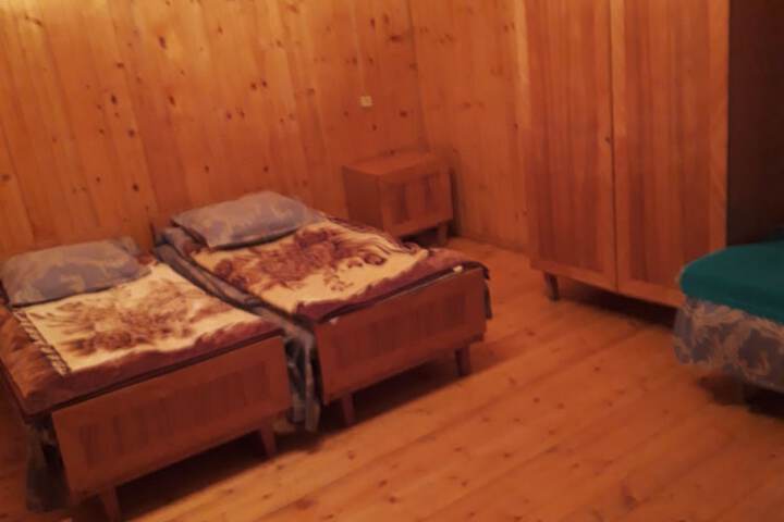 Room 14 of 15