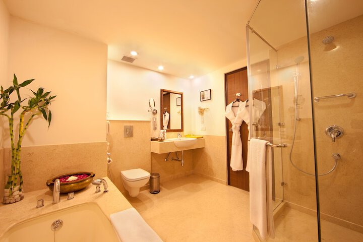 Clean Restrooms