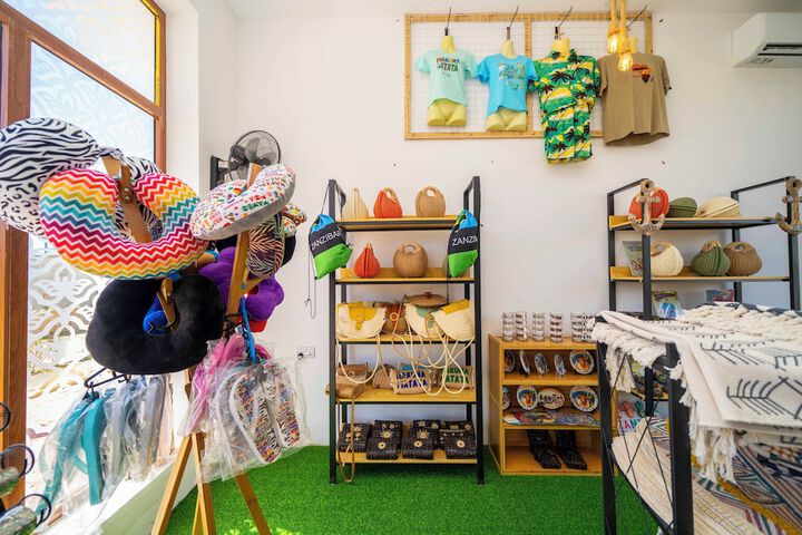 Gift Shop 74 of 116