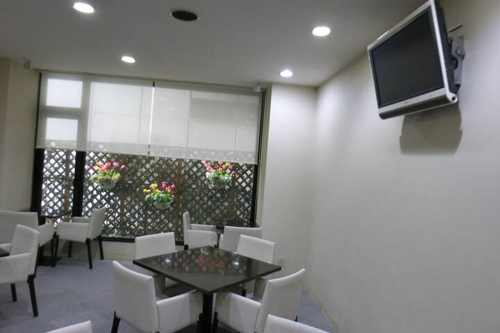 Dining Photos