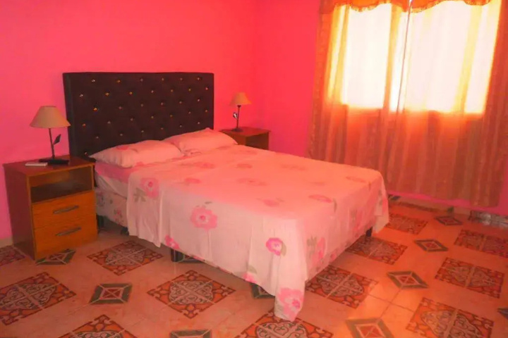 Room 4 of 15