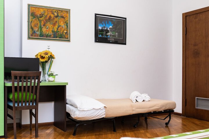 Room 17 of 80
