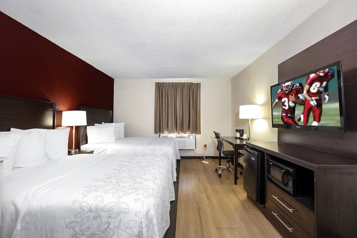 Superior King Bed (7 of 21)
