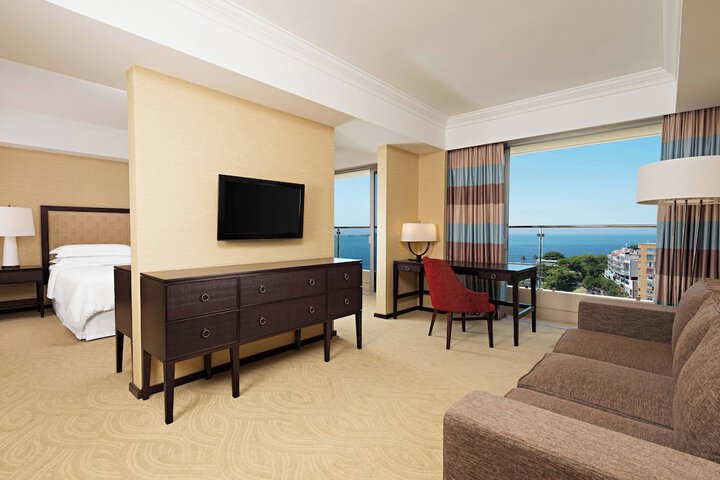 Room 63 of 256