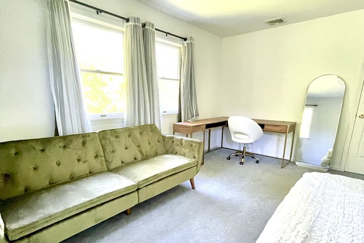 Room 3 of 36