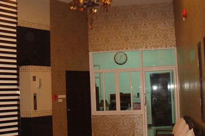 Hotel Interior 4 of 44