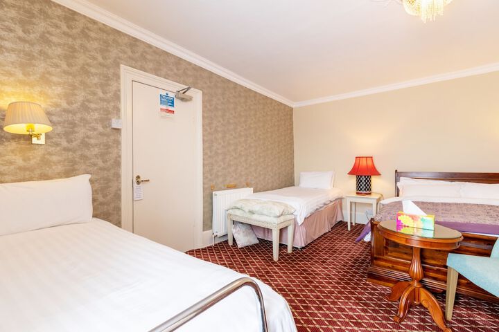 Room 19 of 35