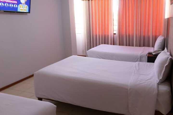 Room 2 of 28