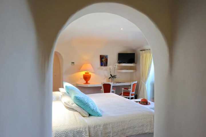 Room 3 of 35