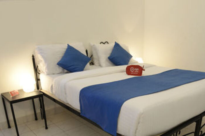 Room 6 of 20