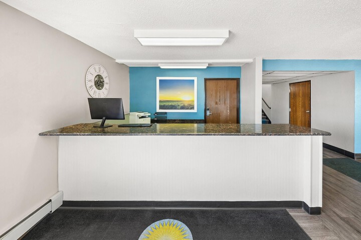 Hotel Interior 6 of 38