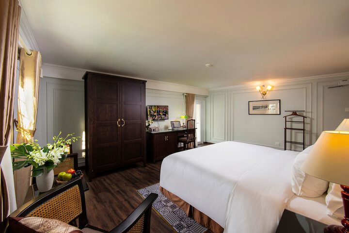 Room 20 of 100