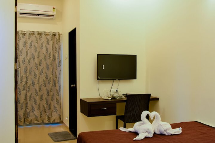 Room 19 of 34