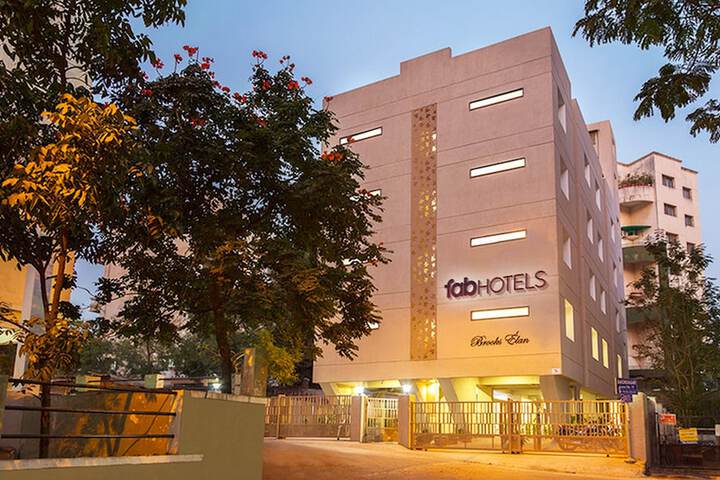 FabHotel Brook Elan Viman Nagar