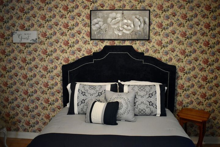 Room 13 of 64