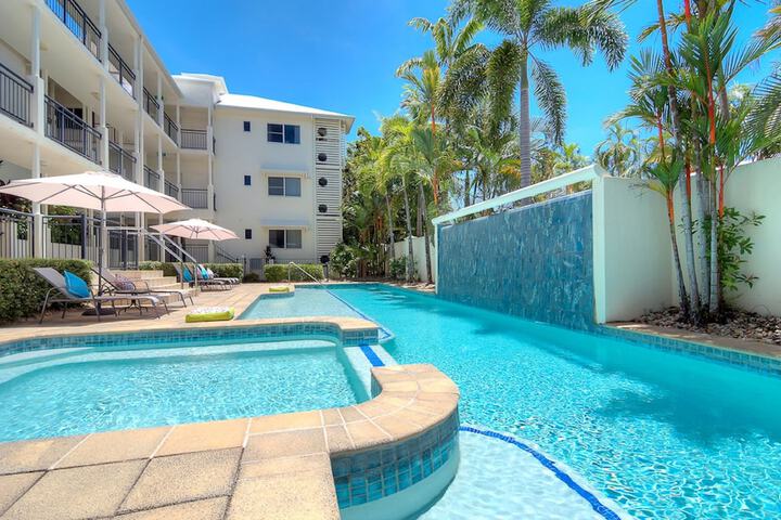 Pools & Facilities