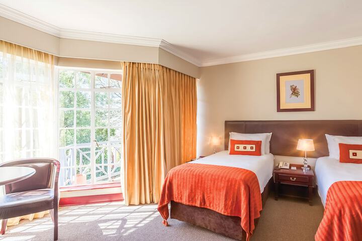 Room 10 of 71