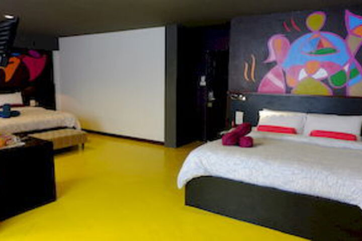 Room 25 of 101