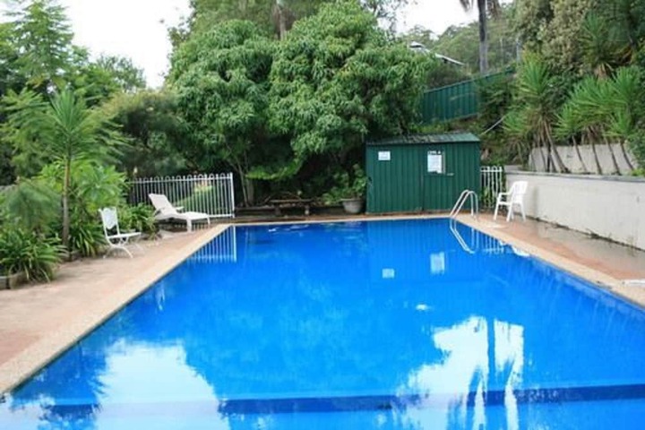 Pool 31 of 50