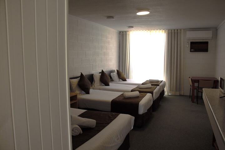 Room 5 of 59