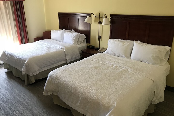 Room 14 of 121