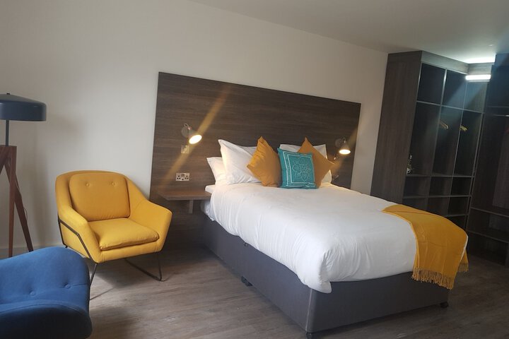 Room 3 of 35