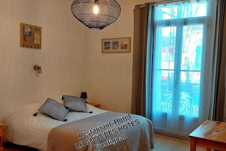 Room 16 of 72