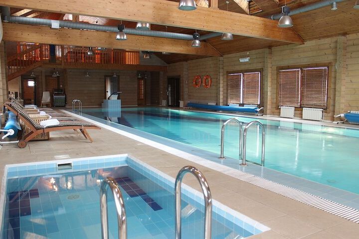 Pool 54 of 76