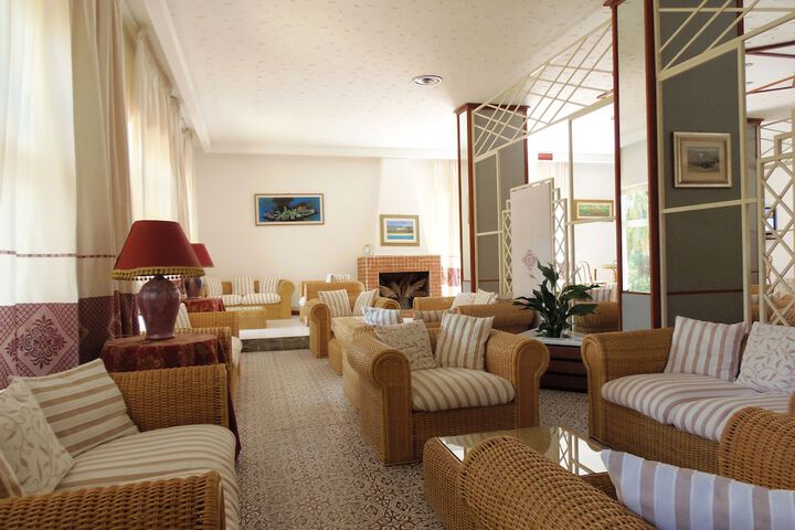 Hotel Lobby