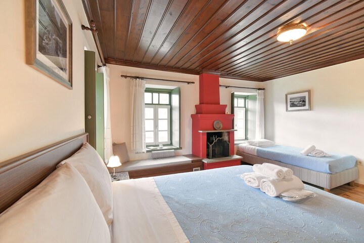 Room 15 of 80