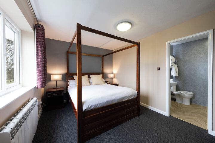 Room 15 of 59