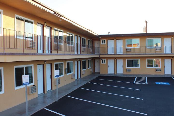 Hotel 63 of 65
