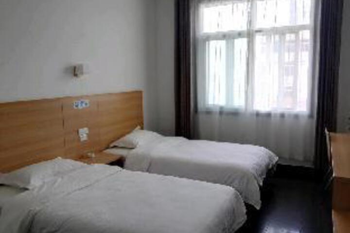 Room 21 of 23