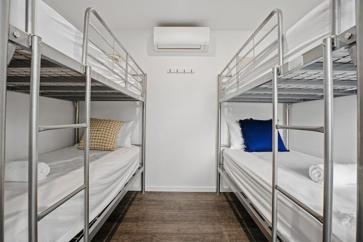 Room 30 of 135