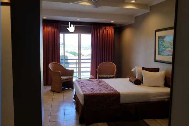 Room 3 of 11