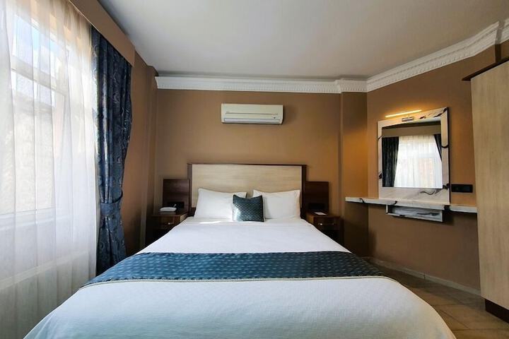 Room 21 of 154