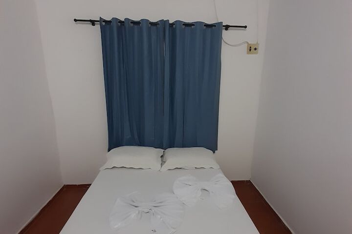 Room 11 of 31