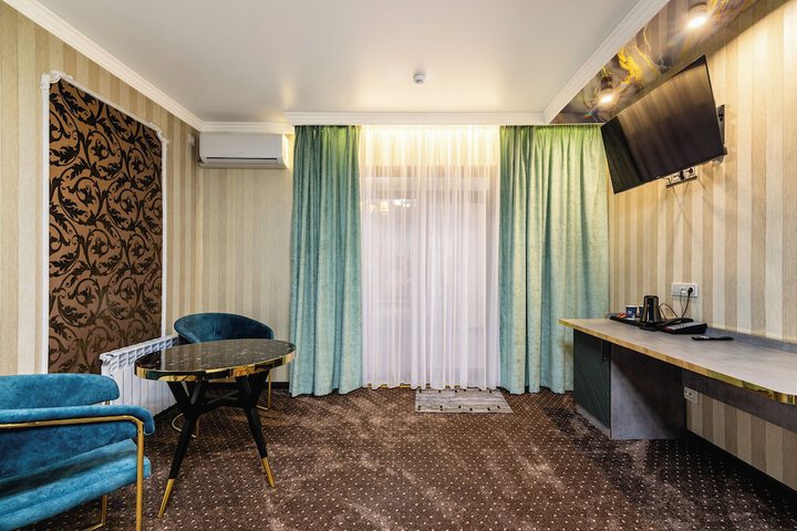 Room 59 of 84