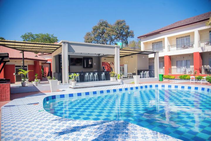 Pool 45 of 75