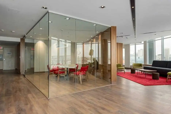 Room 8 of 20