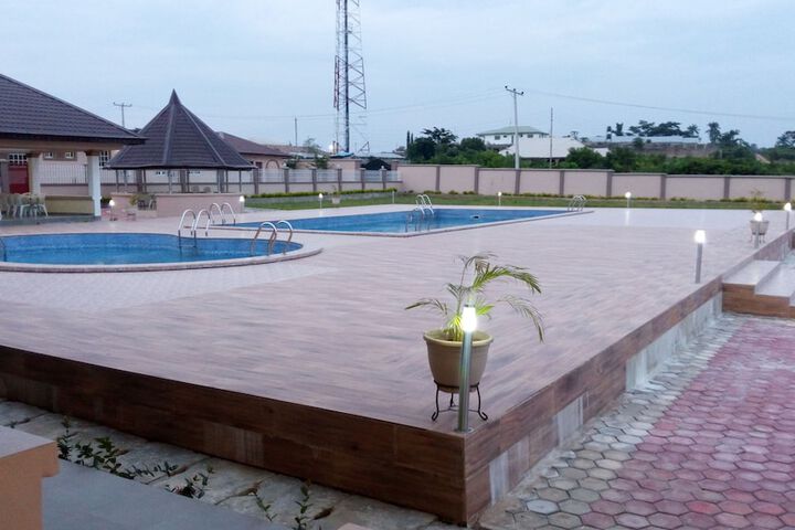 Pool 26 of 54