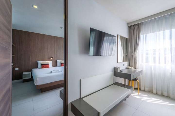 Room 17 of 75