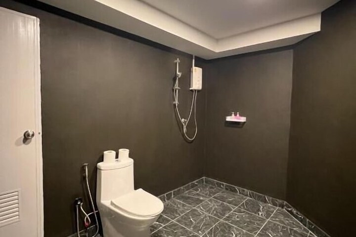 Room 20 of 27