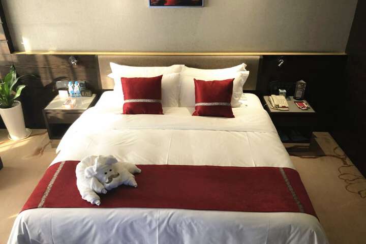 Room 4 of 46