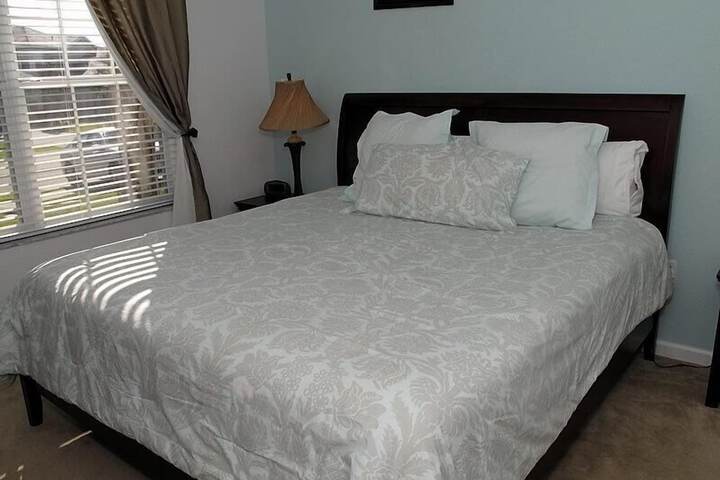 Room 4 of 29