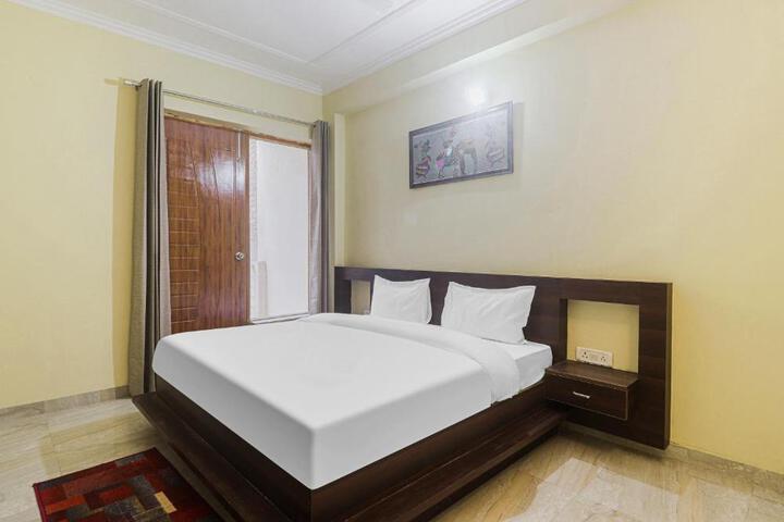 Collection O Majestic Inn