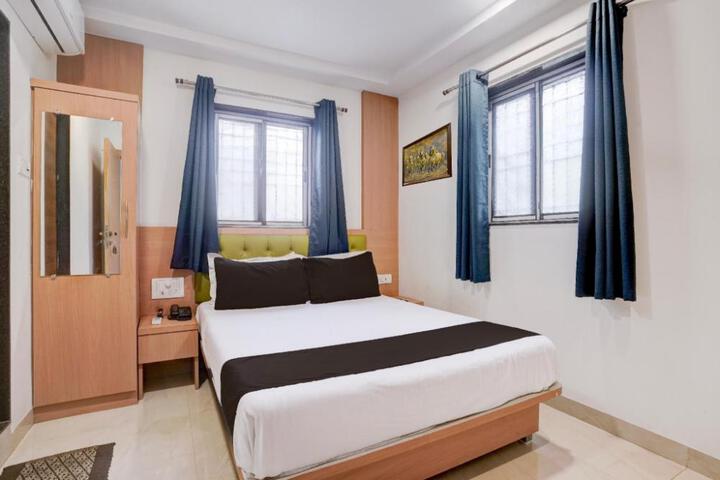 Hotel O Shalom Residency